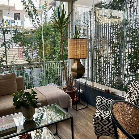 Portrait Luxury Loft Apartment