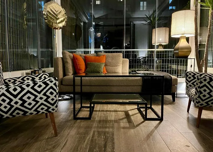 Portrait Luxury Loft Apartment